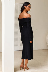 Unfolding Adventure Midi Dress Black