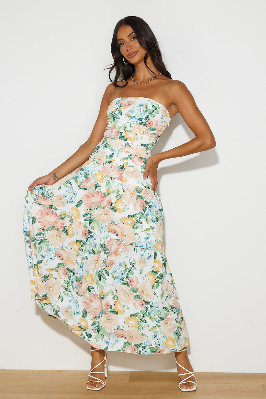 Vacay Dates Maxi Dress Beige